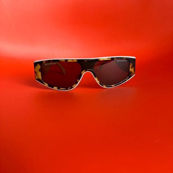 CHANEL 6056 CAT EYE SUNGLASSES - Picture 3 of 7